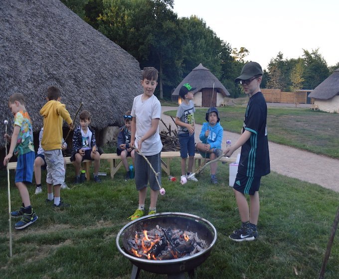 boys marshmallows 680x560