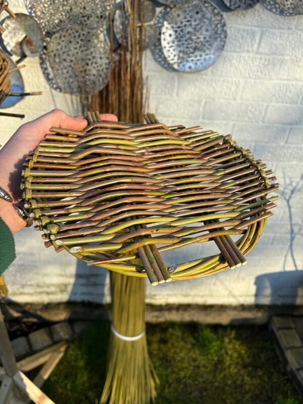 Willow Weaving Activity - Image 2