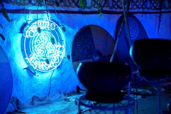 A Fairytale for Grown-ups | The Grateful and the Dead - Image 5