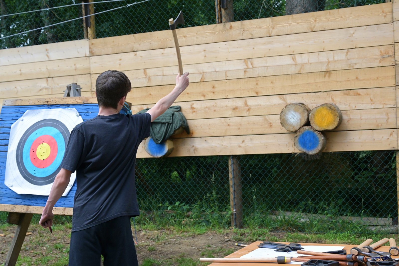 Archery & Axe Throwing Experience - Image 2